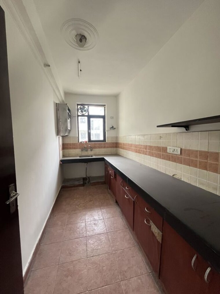 Kitchen, sector 22 3 Bedroom 1600 Sq.Ft. Builder Floor In Sector 22 Gurgaon 10517438