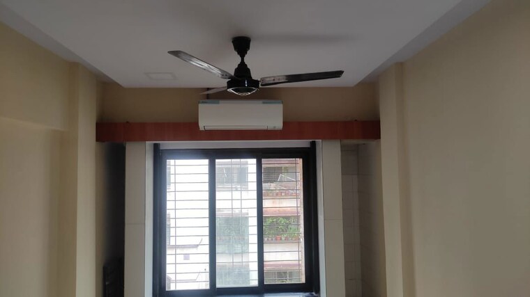Room, unnati-woods-chs 1 Bedroom 300 Sq.Ft. Apartment In Kasarvadavali Thane 10517449