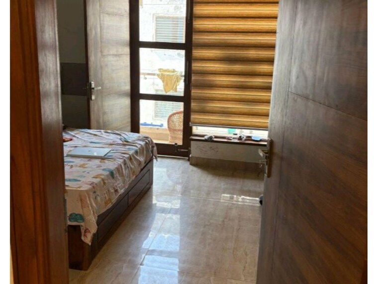 Room, amolik-residency 2 Bedroom 120 Sq.Yd. Builder Floor In Sector 86 Faridabad 10517472