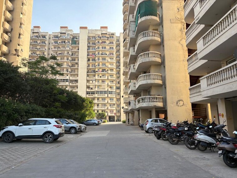 Exterior View, ansal-royal-heritage 2 Bedroom 1045 Sq.Ft. Apartment In Sector 70 Faridabad 10517470