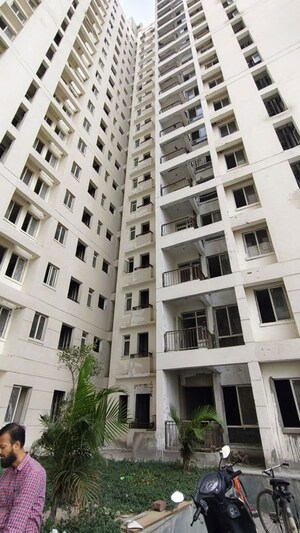 3.5 BHK Apartment – Exterior View View at Jaypee Kensington Park Apartments, Sector 133 - for Sale