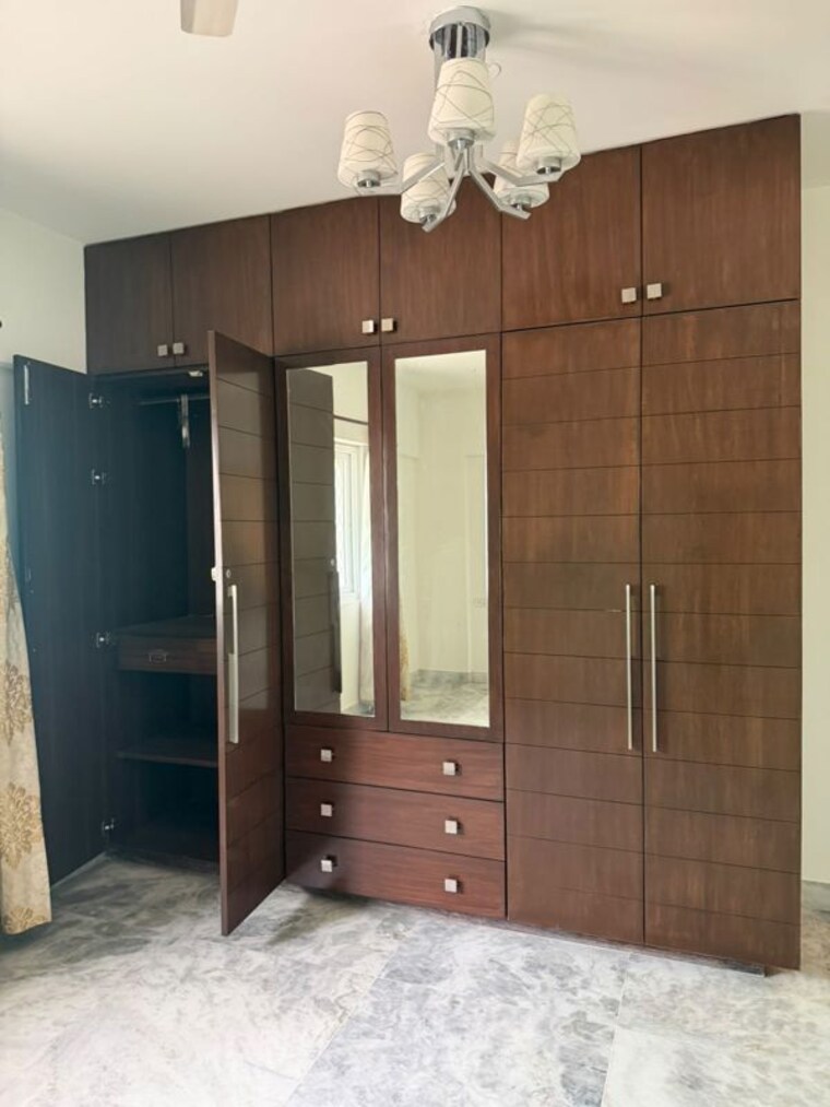 Room, the-embassy 3 Bedroom 2250 Sq.Ft. Apartment In Vasanth Nagar Bangalore 10517530