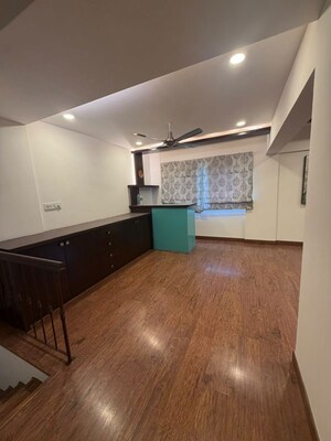 Furnished Amenities in 3 BHK Apartment at The Embassy, Vasanth Nagar – for Rent
