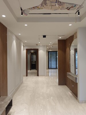 Building Lobby in 4 BHK Builder Floor at Sector 14 – for Sale