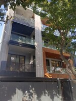4 BHK + Servant Room,Store Room 3000 Sq.Ft. Builder Floor in Sector 14