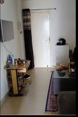 Team Area in 1 BHK Builder Floor at Sector 22 – for Rent