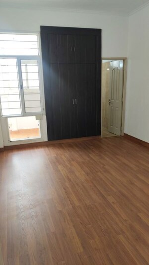 Room in 3 BHK Apartment at Jaipuria Sunrise Greens, Ahinsa Khand 1 – for Sale