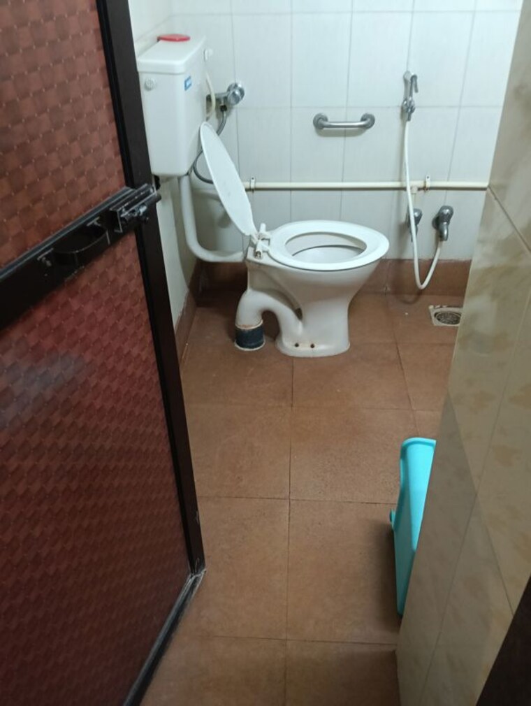 Bathroom, shree-gayatri-ganesh-apartment 1 Bedroom 450 Sq.Ft. Apartment In Borivali West Mumbai 10517570