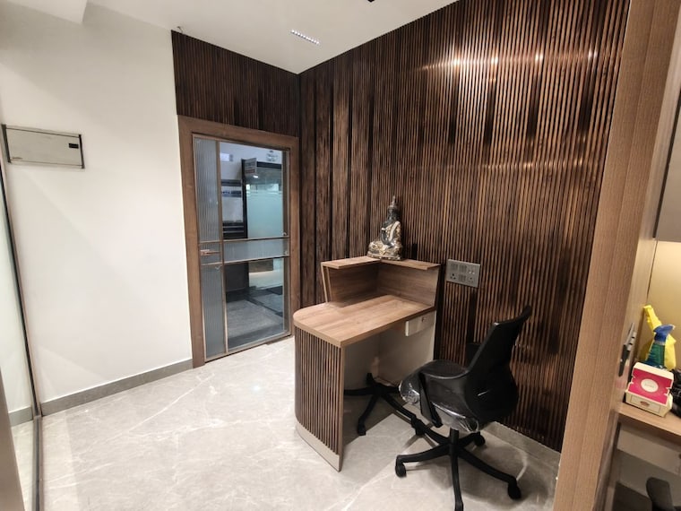 Team Area, netaji subhash place Commercial Office Space 773 Sq.Ft. In Netaji Subhash Place Delhi 10517576