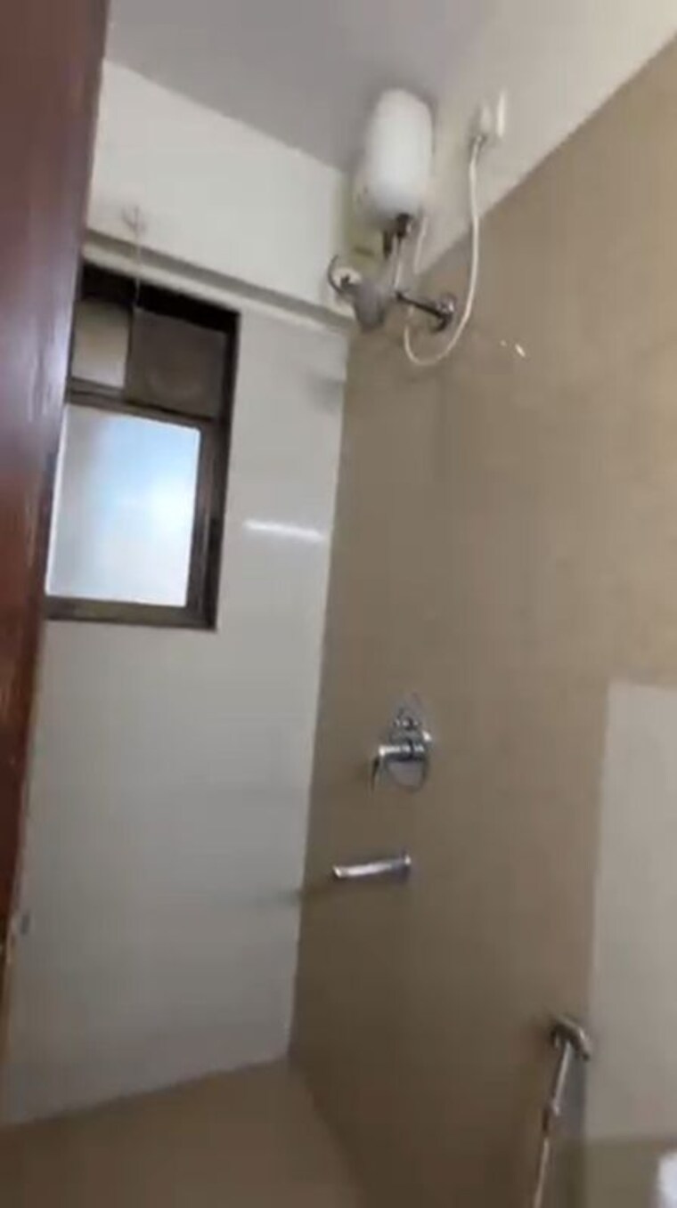 Bathroom, chembur 2 Bedroom 1040 Sq.Ft. Apartment In Chembur Mumbai 10517557