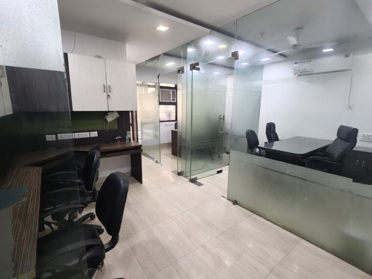 Living Room, netaji subhash place Commercial Office Space 535 Sq.Ft. In Netaji Subhash Place Delhi 10517597