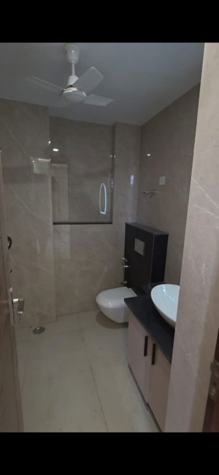 Bathroom, sector 52  208 Sq.Yd. Builder Floor In Sector 52 Gurgaon 10517606