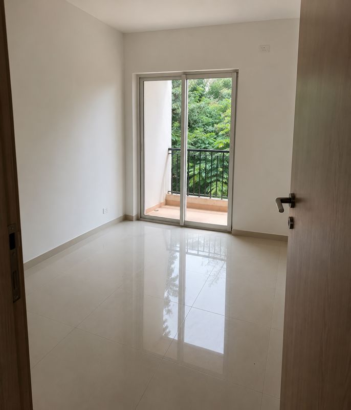 2 BHK 923 Sq.Ft. Apartment in DLF Maiden Heights