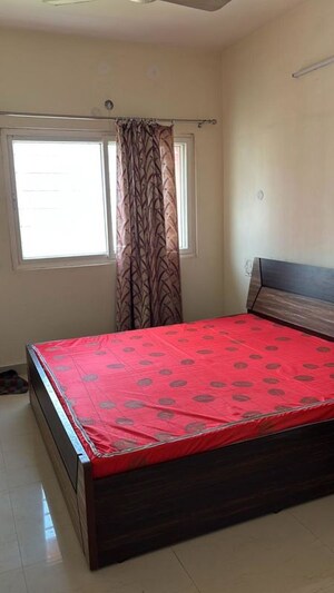 Bedroom in 3 BHK Apartment at UPAVP Bhagirathi Enclave, Raebareli Road – for Rent