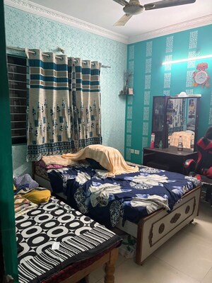 Bedroom in  Apartment at Cybercity Rainbow Vistas, Hi Tech City – for Rent