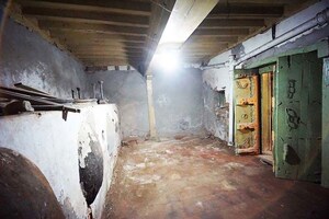 Building Lobby in 6 BHK Independent House at Khadia – for Sale