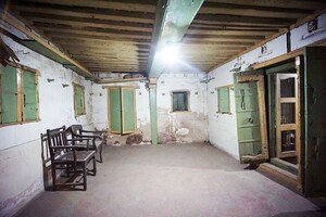 Parking in 6 BHK Independent House at Khadia – for Sale