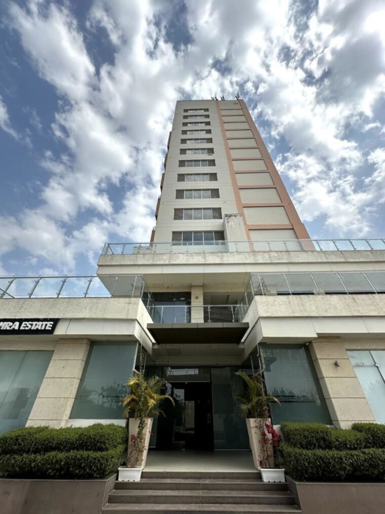 Exterior View, baani-city-center 2 Bedroom 1200 Sq.Ft. Apartment In Sector 63 Gurgaon 10517638