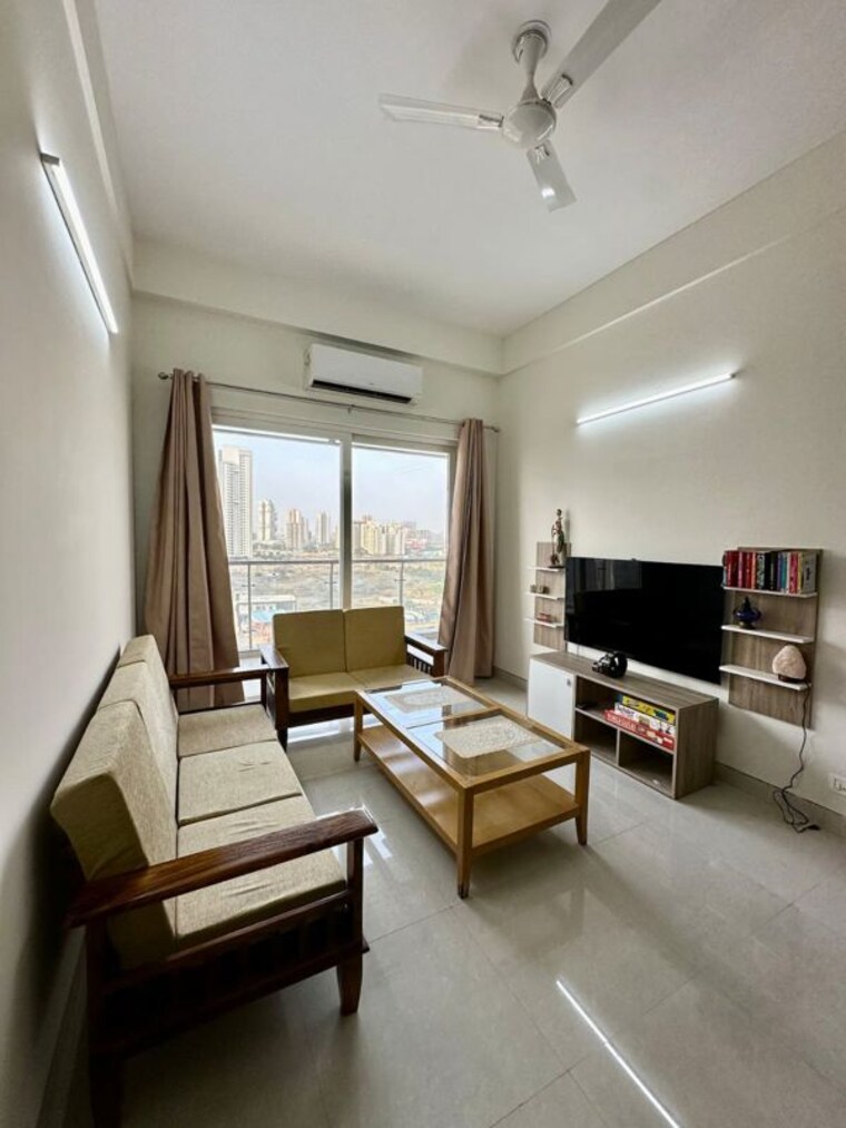 Living Room, baani-city-center 2 Bedroom 1200 Sq.Ft. Apartment In Sector 63 Gurgaon 10517638