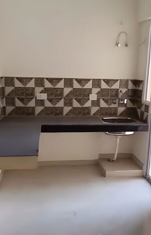 Team Area in 1 BHK Builder Floor at Sector 21 – for Rent