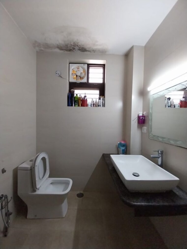 Team Area, sector 46 3 Bedroom 280 Sq.Yd. Builder Floor In Sector 46 Gurgaon 10517639