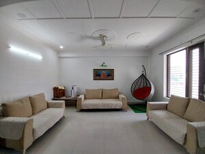 3 BHK Builder Floor For Rent in Sector 46
