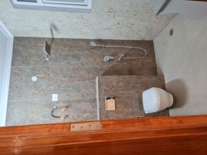 Furnished Amenities in 4 BHK Builder Floor at Sector 14 – for Sale