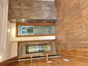 Furnished Amenities in 4 BHK Builder Floor at Sector 14 – for Sale