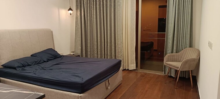 Bathroom, tata-primanti-villas 4 Bedroom 2905 Sq.Ft. Apartment In Sector 72 Gurgaon 10517661