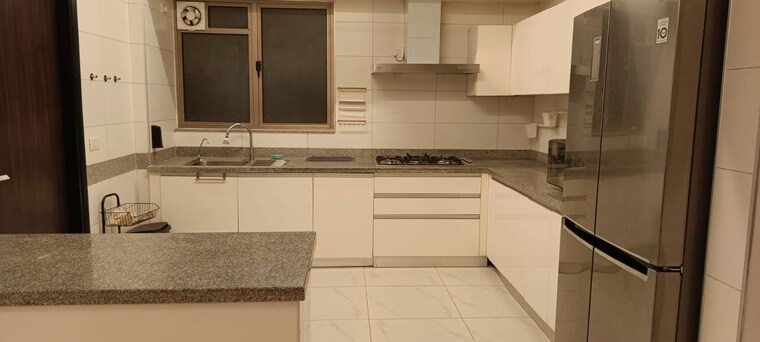 Kitchen, tata-primanti-villas 4 Bedroom 2905 Sq.Ft. Apartment In Sector 72 Gurgaon 10517661