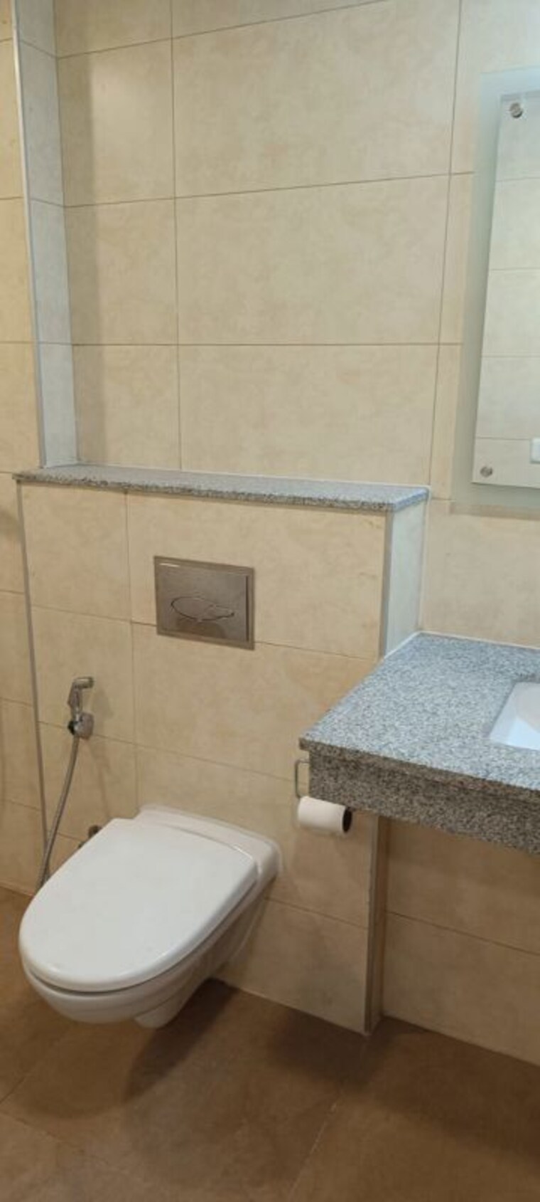 Bathroom, tata-primanti-villas 4 Bedroom 2905 Sq.Ft. Apartment In Sector 72 Gurgaon 10517661