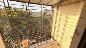 Staircase in 1 BHK Apartment at Shankar Apartments JB Nagar, Jb Nagar – for Rent