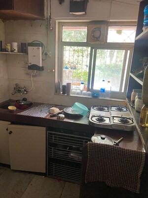 Team Area in 1 BHK Apartment at HDIL Dheeraj Diamond, Malad West – for Rent