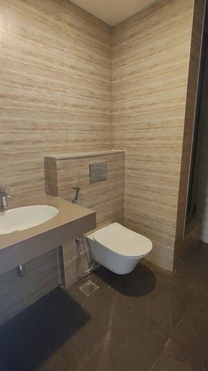 Team Area in 5 BHK Apartment at Lodha Bellagio, Powai – for Rent