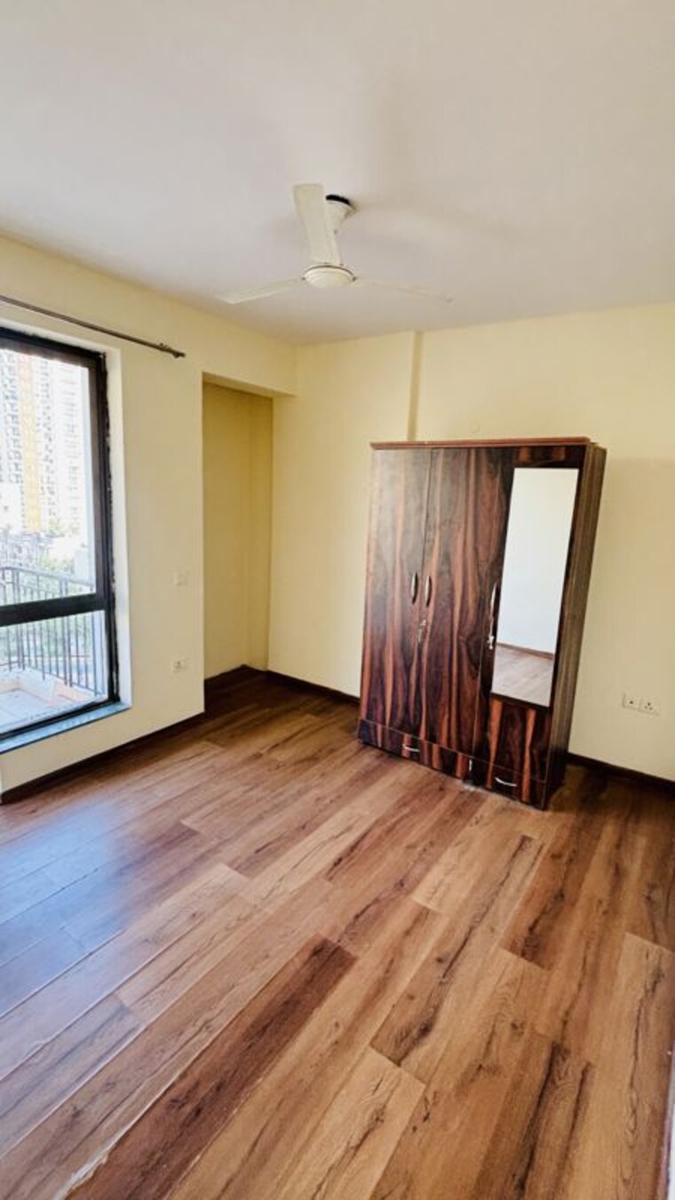 Room, imperia-esfera 3 Bedroom 1760 Sq.Ft. Apartment In Sector 37c Gurgaon 10517718
