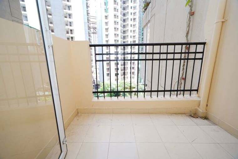 Balcony, jm-florence 3.5 Bedroom 1417 Sq.Ft. Apartment In Tech Zone 4 Greater Noida Greater Noida 10517714