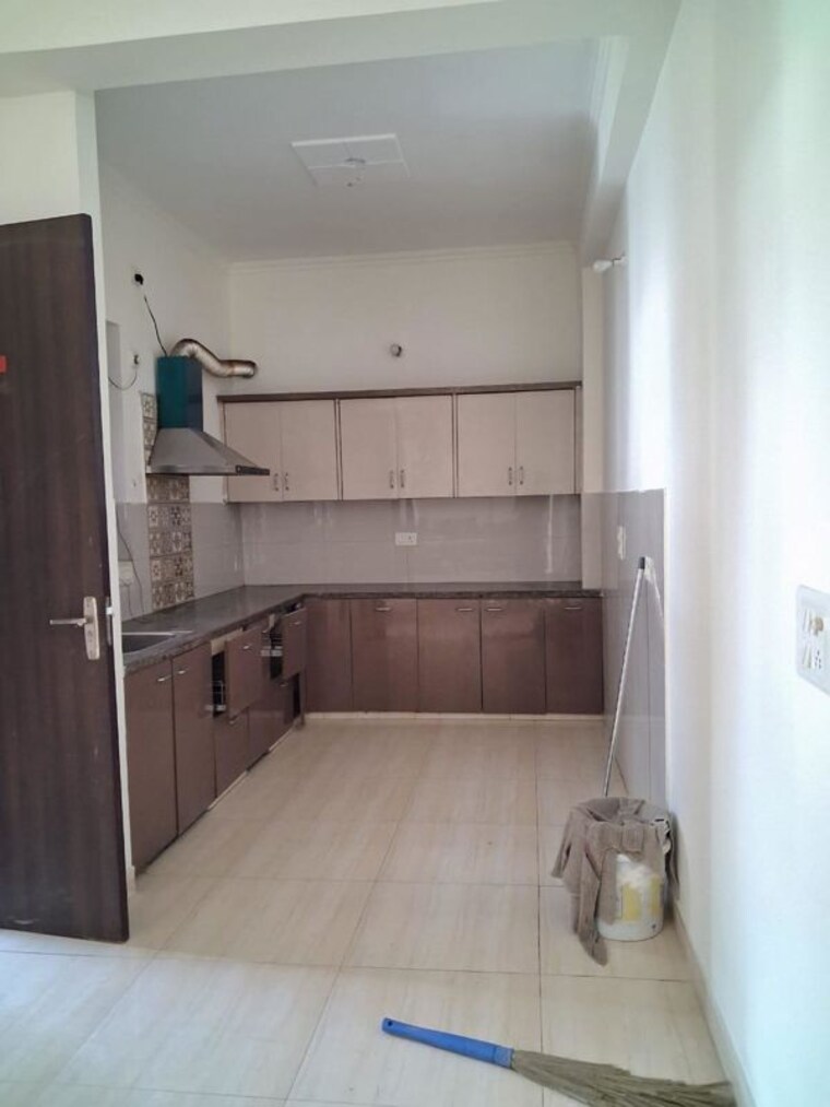 Bathroom, sector 46 2 Bedroom 360 Sq.Yd. Builder Floor In Sector 46 Gurgaon 10517733