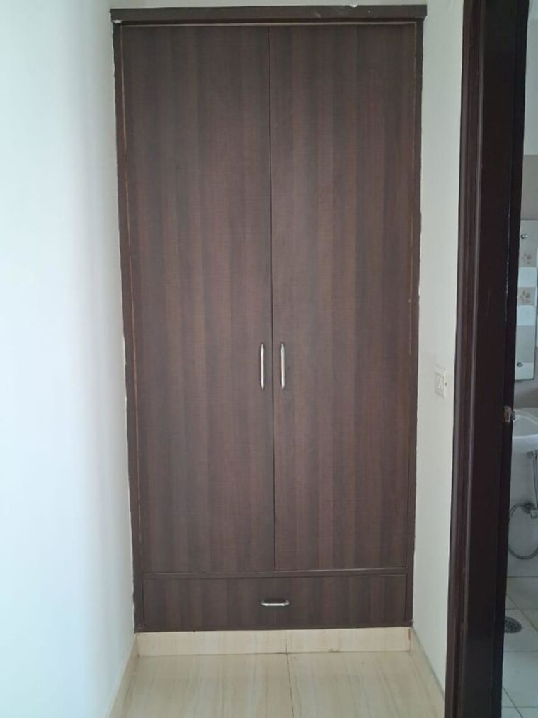 Bathroom, sector 46 2 Bedroom 360 Sq.Yd. Builder Floor In Sector 46 Gurgaon 10517733