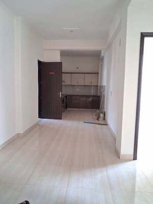 Room in 2 BHK Builder Floor at Sector 46 – for Rent