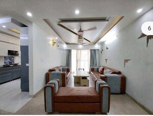 Living Room in 3 BHK Builder Floor at Uppal Southend, Sector 49 – for Sale