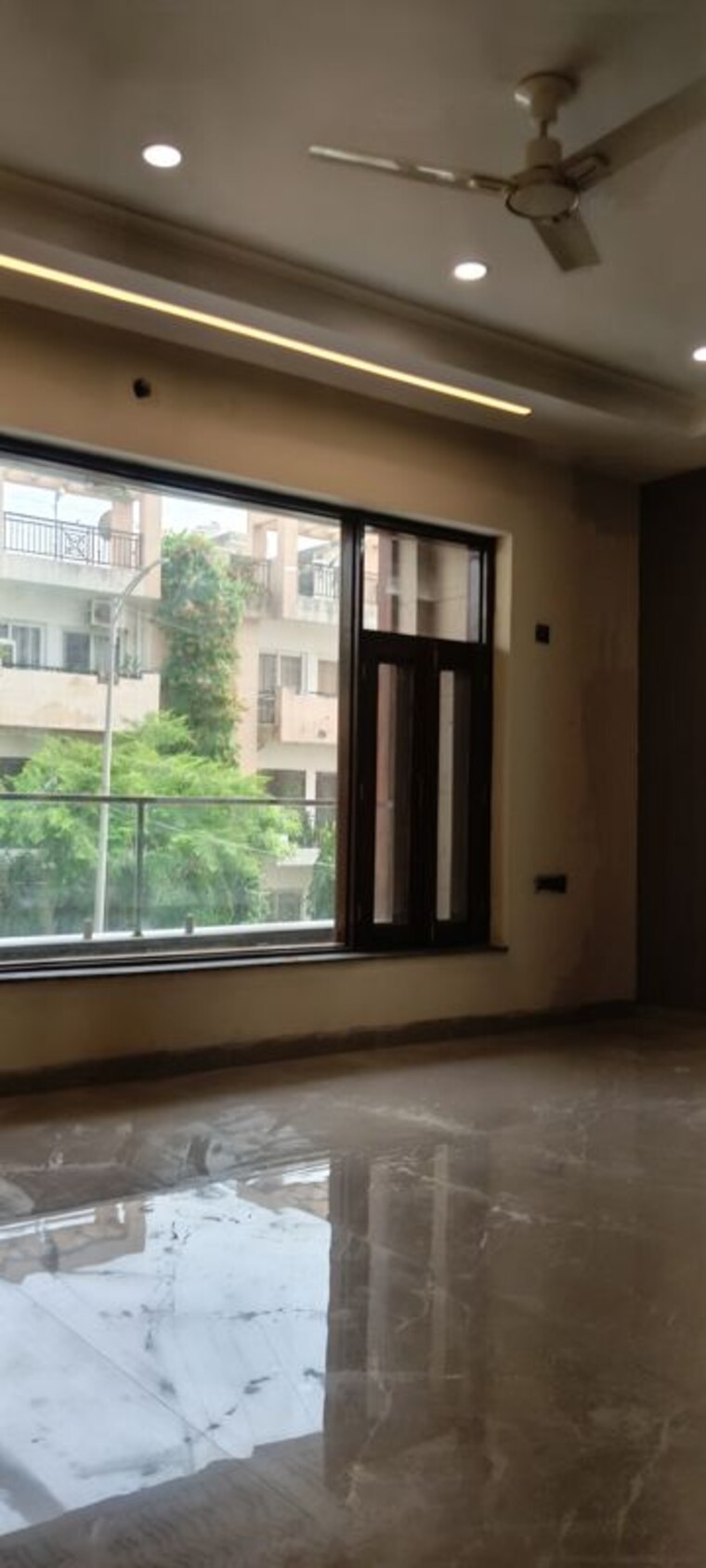 Room, sector 85 4 Bedroom 380 Sq.Yd. Builder Floor In Sector 85 Faridabad 10517736