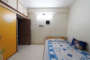 Team Area in 3 BHK Independent House at Krishna Nagar – for Sale