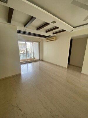 Room in  Apartment at Aum Artha, Khar West – for Sale