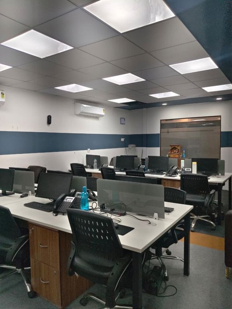 Team Area, sector 63 Commercial Office Space 1200 Sq.Ft. In Sector 63 Noida 10517625