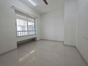Room in 1.5 BHK Apartment at Marathon Nexzone Zenith 2, New Panvel – for Sale