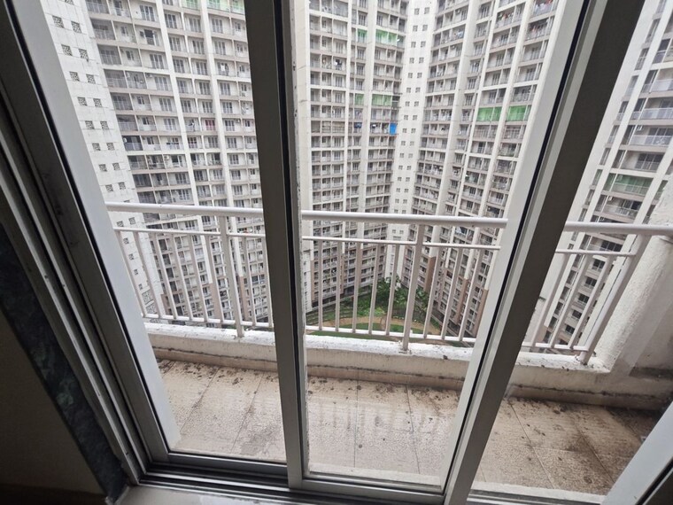 Balcony, indiabulls-one-indiabulls-park 2 Bedroom 1246 Sq.Ft. Apartment In New Panvel Navi Mumbai 10501577
