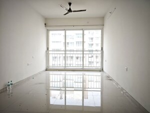 Room in 2 BHK Apartment at Marathon Nexzone Antilia, New Panvel – for Rent