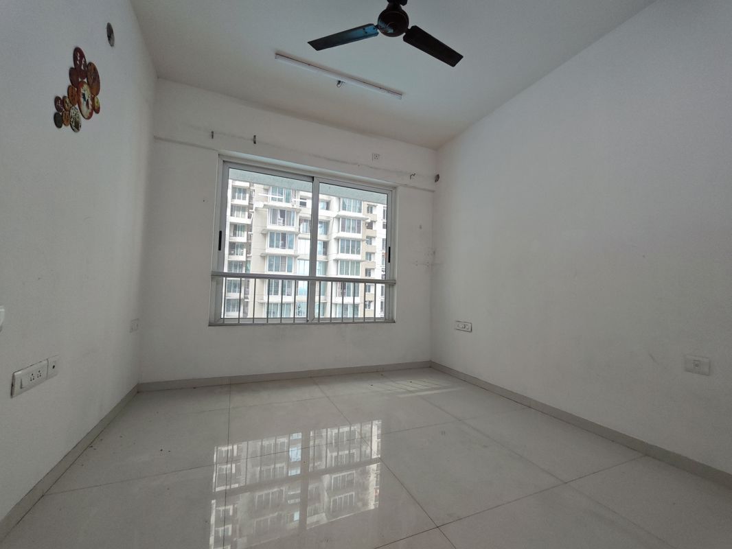 2 BHK Apartment For Rent in Marathon Nexzone