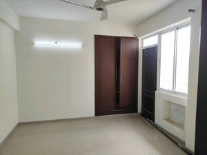 Room in 2 BHK Builder Floor at Sector 22 – for Rent