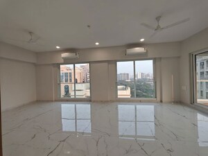 Room in 3 BHK Apartment at Chembur – for Rent